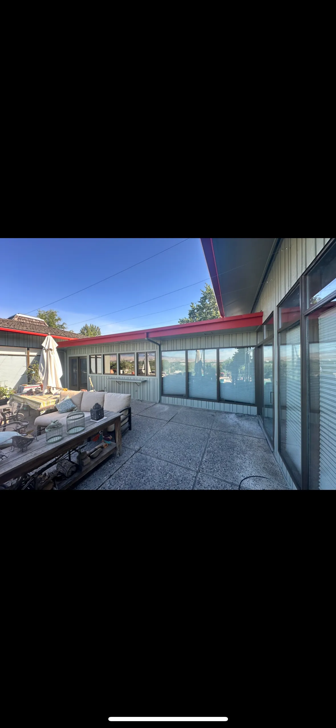 Gallery photos for Full Exterior Repaint on a Mid-Century Home Done Right: Image #4